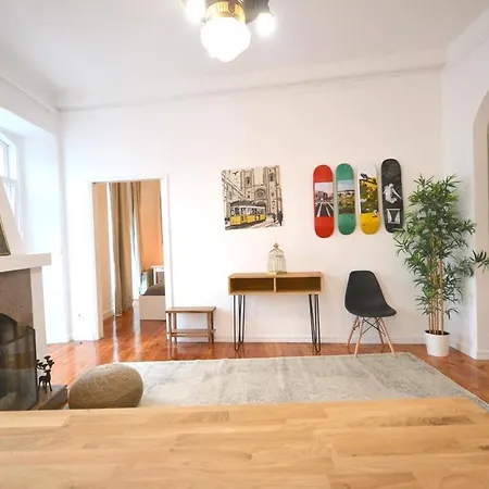 Апартаменти Trylisbon Alcantara